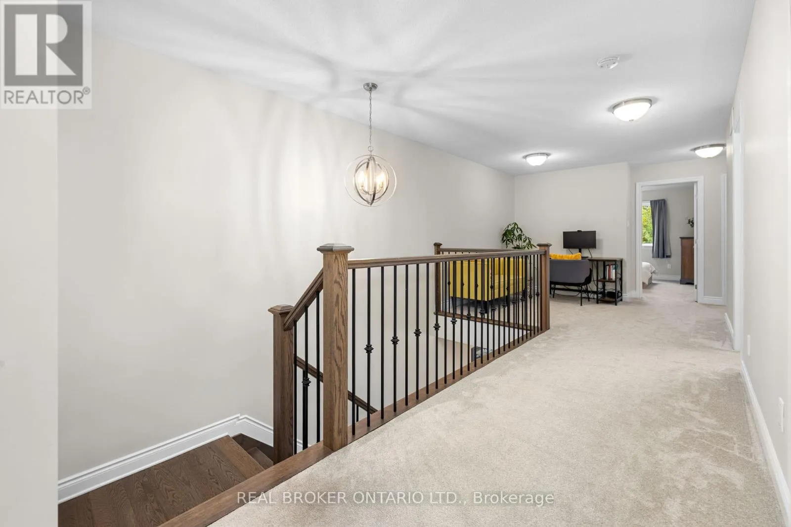 103 DULMAGE CRESCENT