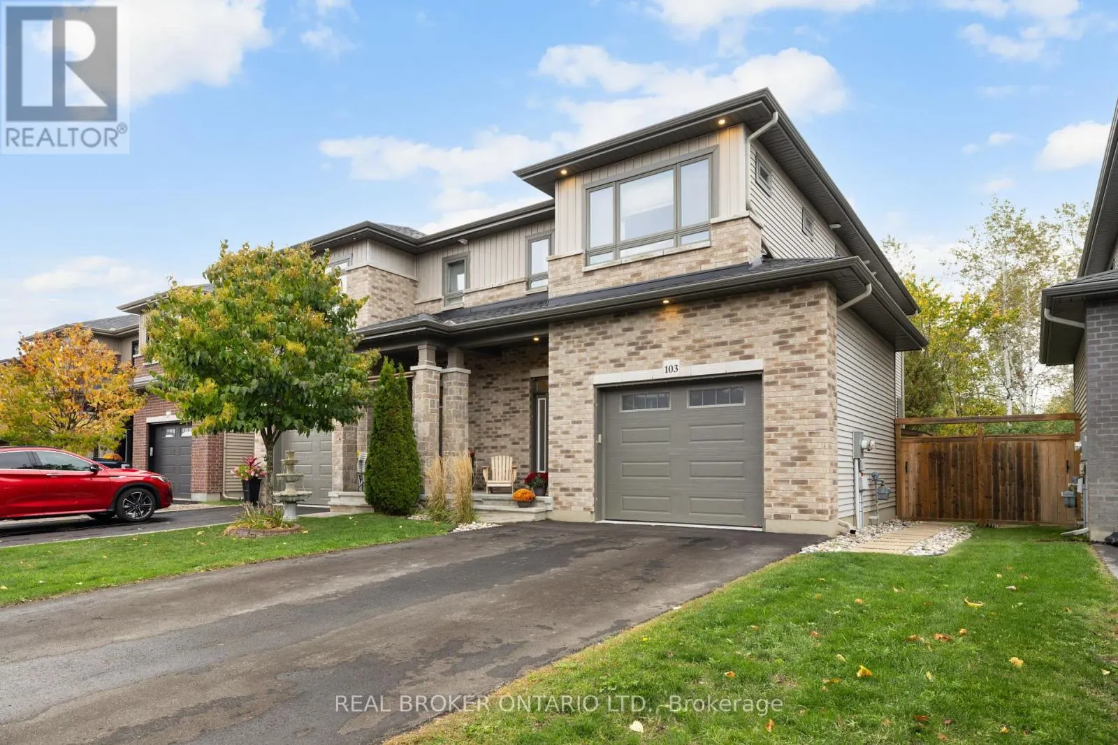 103 DULMAGE CRESCENT