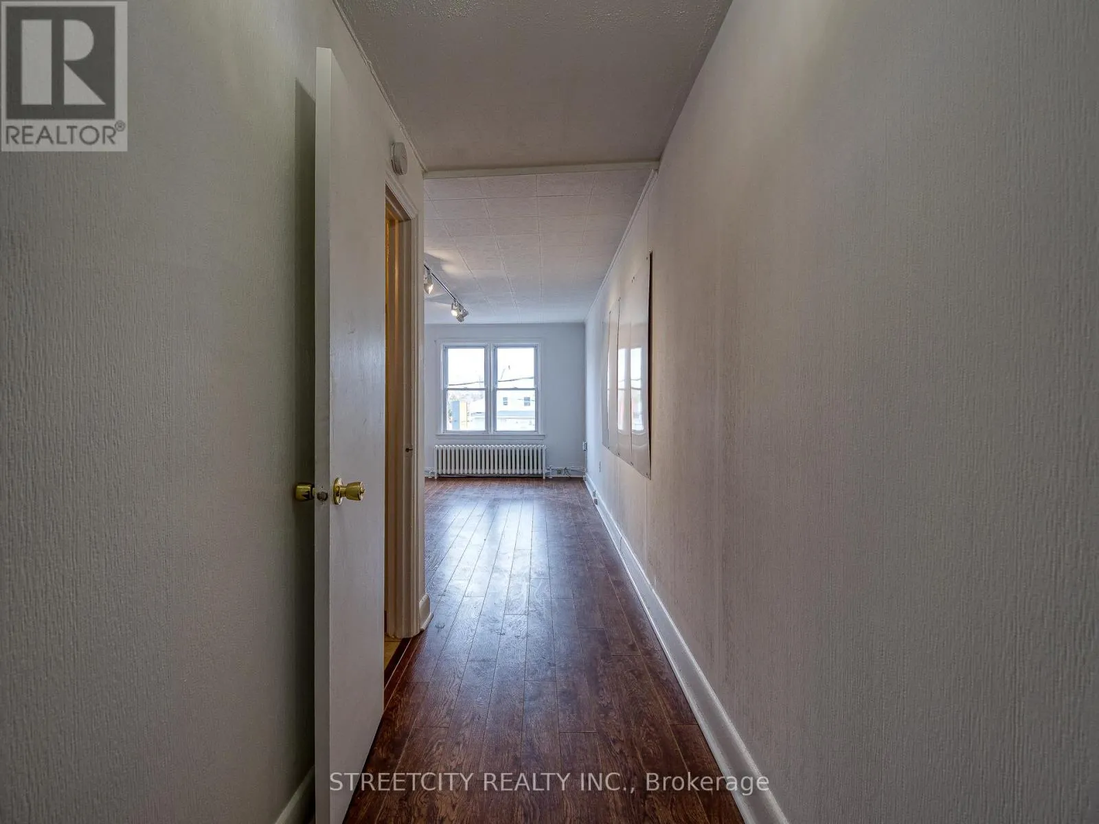 245 MAITLAND STREET