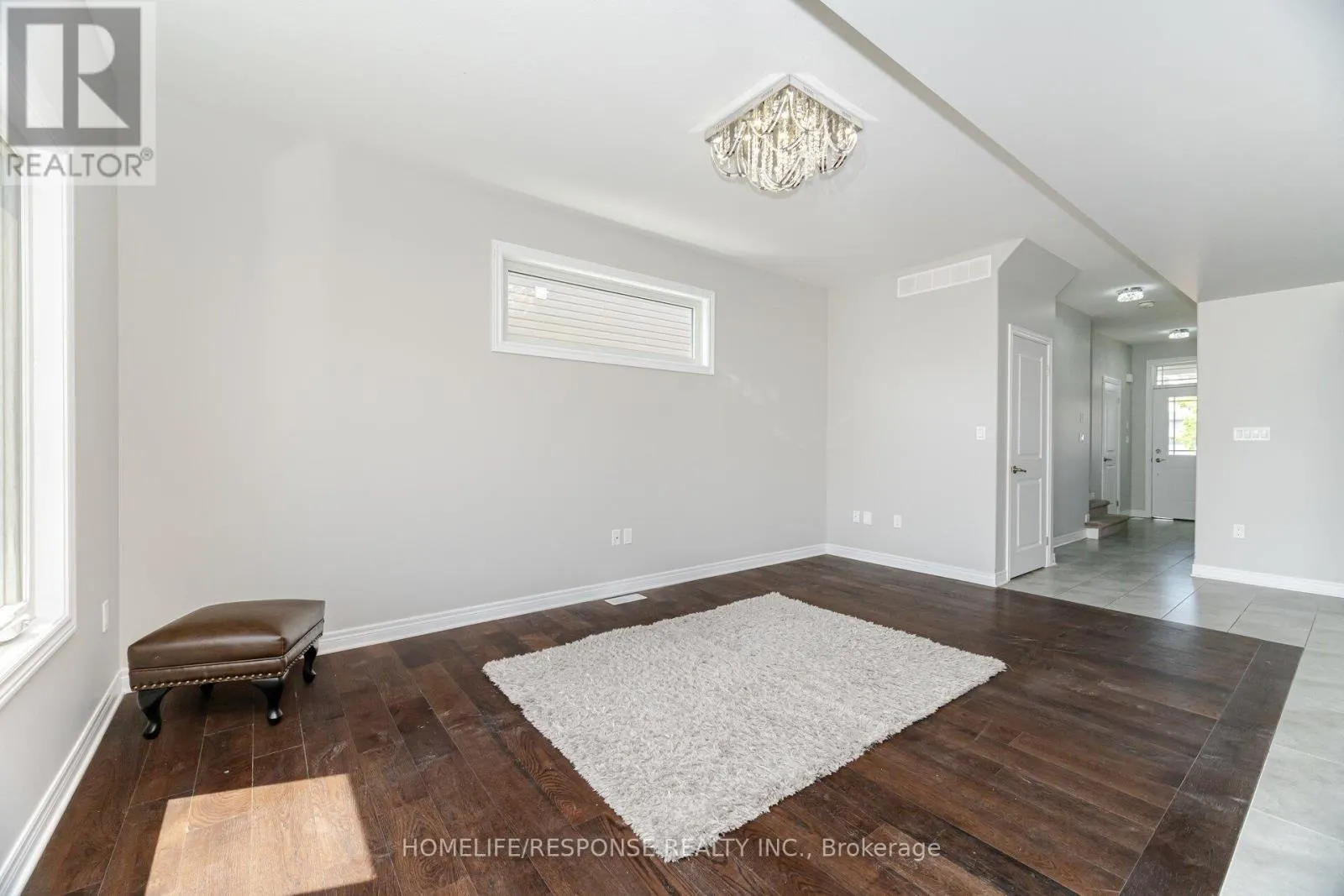 9 BOWMAN CRESCENT