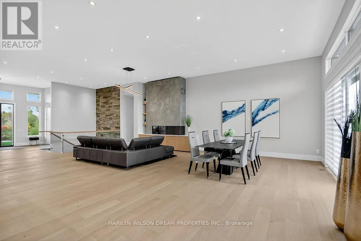 1070 GREEN JACKET CRESCENT