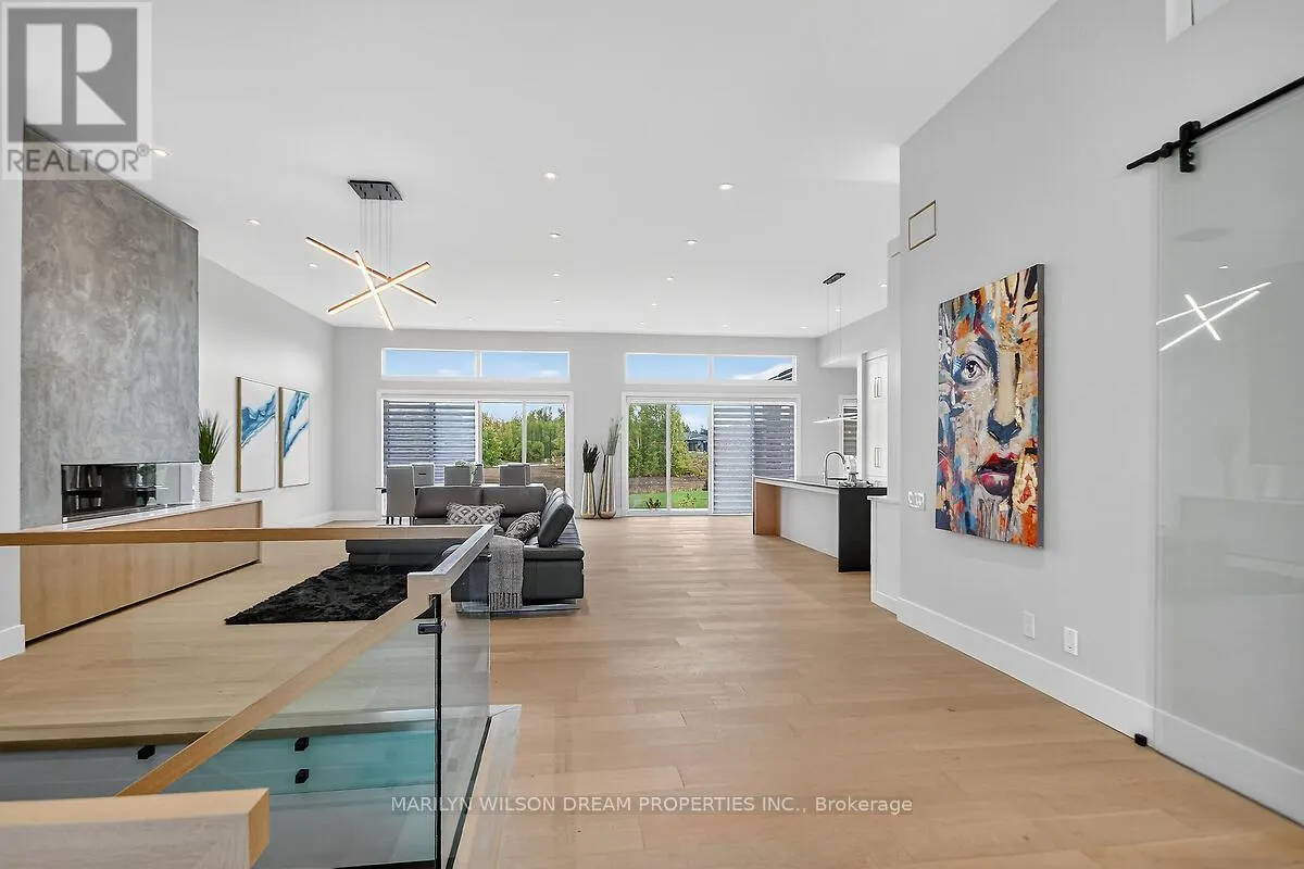 1070 GREEN JACKET CRESCENT
