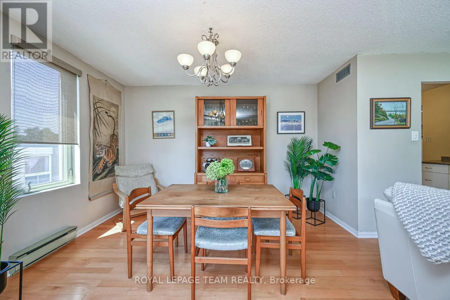403 - 800 MCKELLAR AVENUE