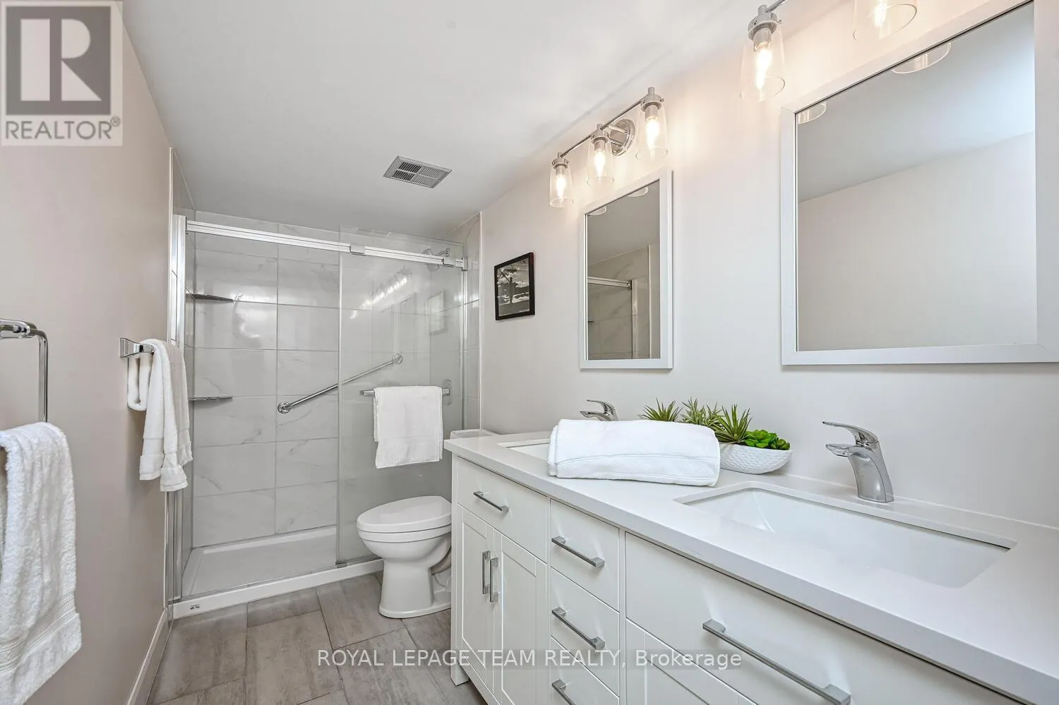 403 - 800 MCKELLAR AVENUE