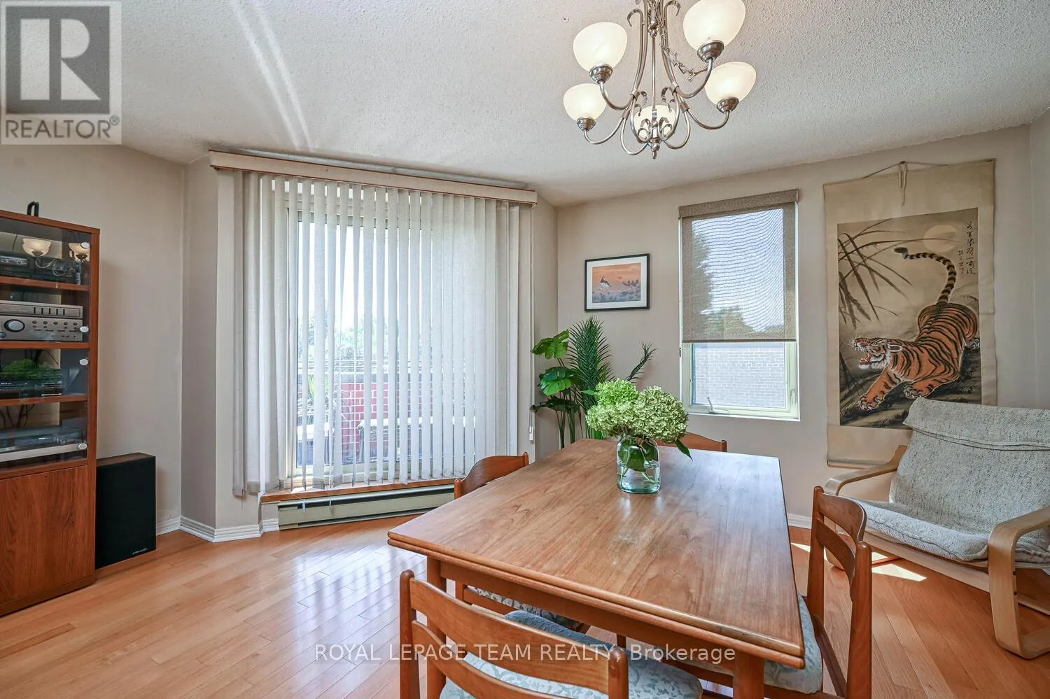 403 - 800 MCKELLAR AVENUE