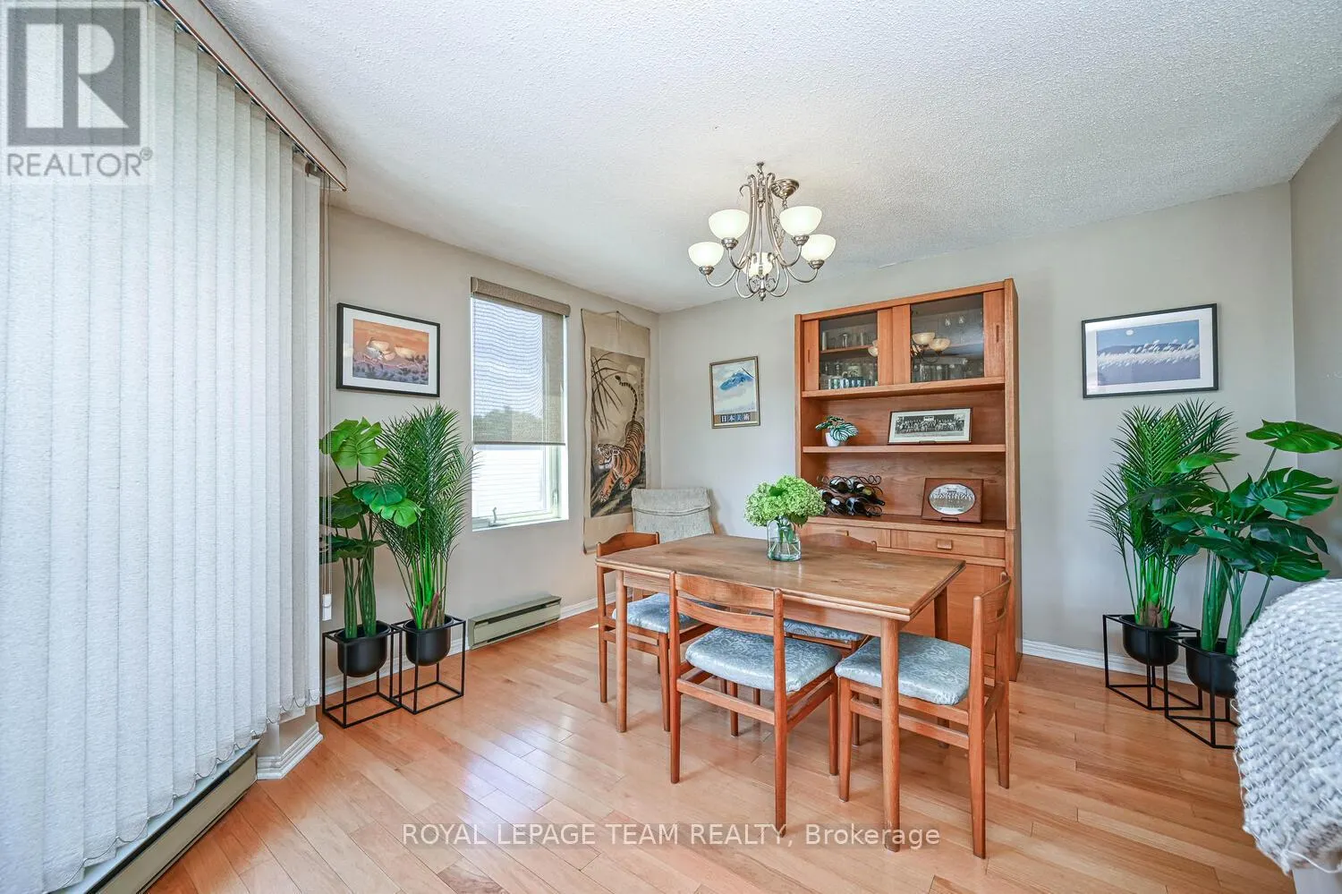 403 - 800 MCKELLAR AVENUE