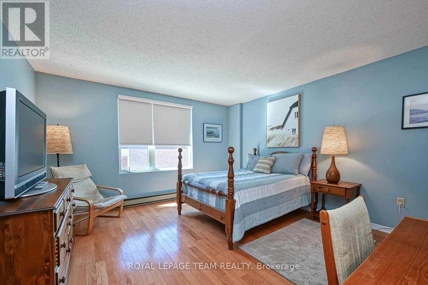 403 - 800 MCKELLAR AVENUE
