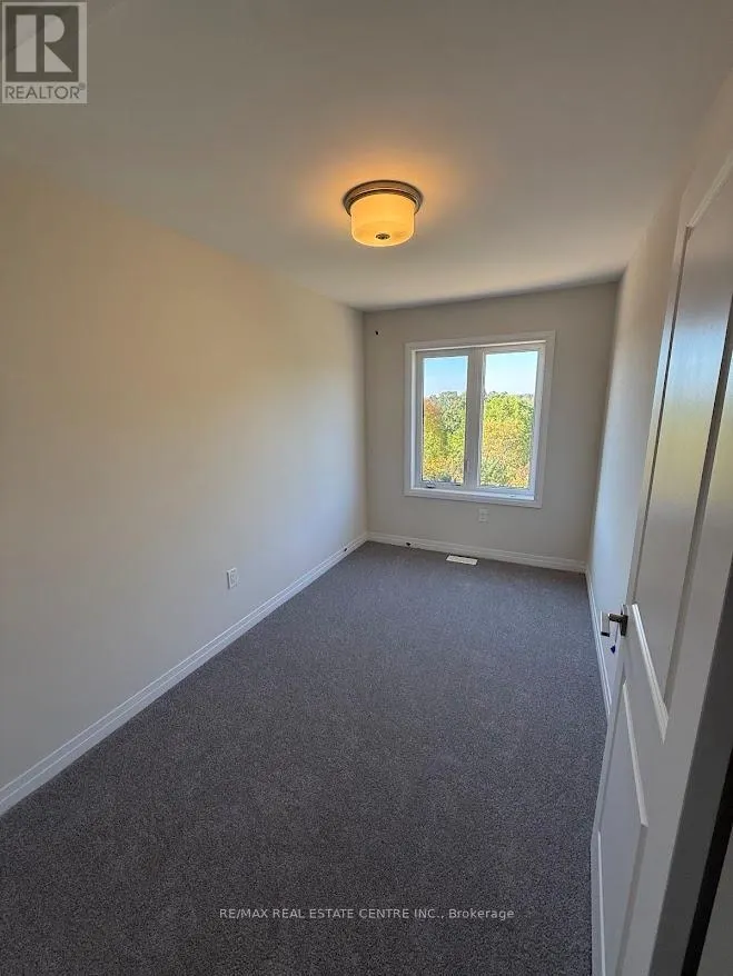 41 - 660 COLBORNE STREET W