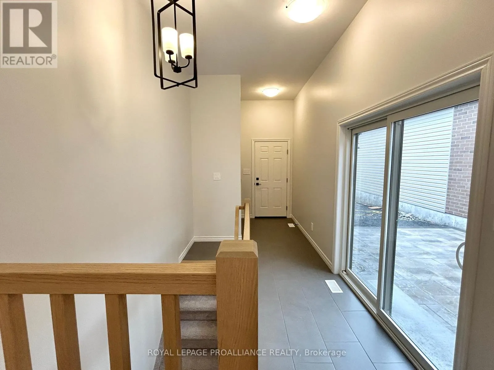 33 ATHABASKA DRIVE