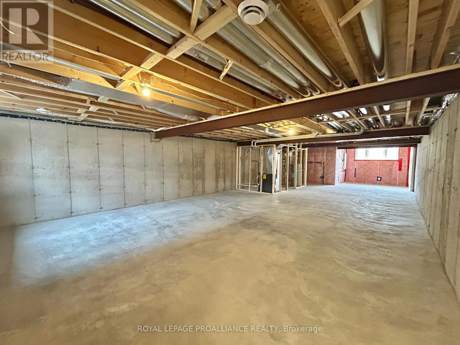 33 ATHABASKA DRIVE