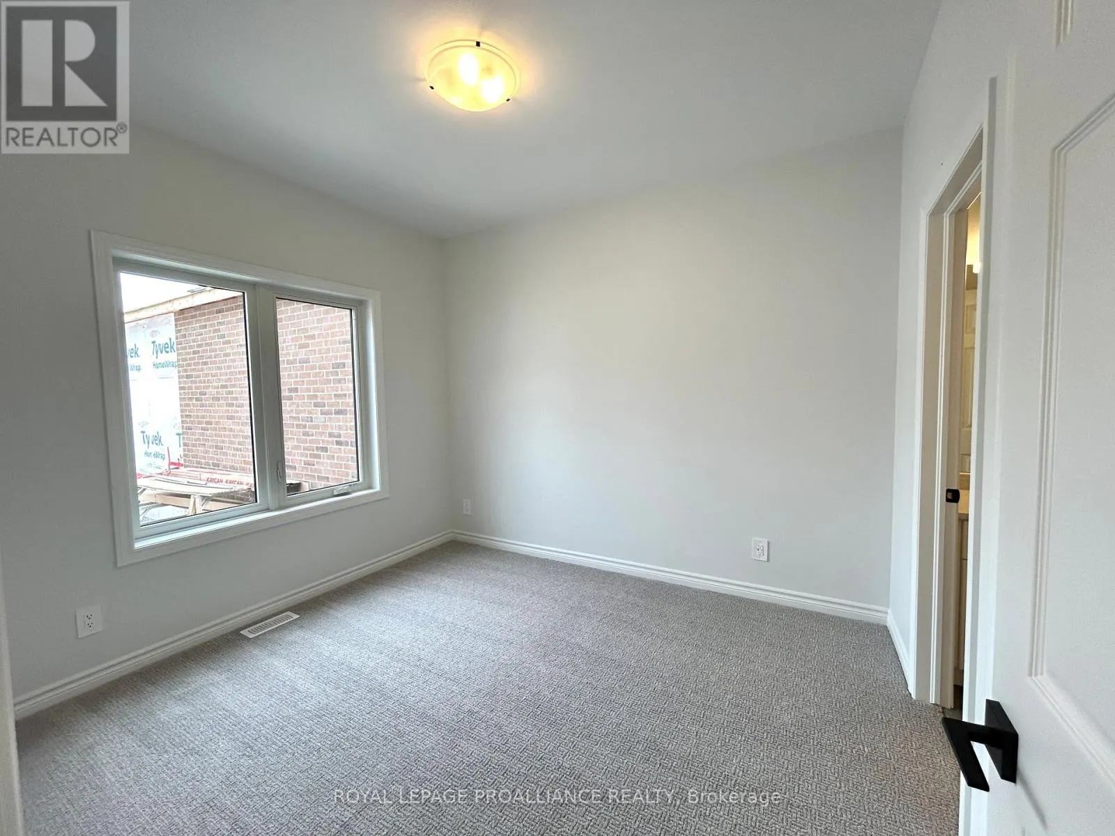 33 ATHABASKA DRIVE