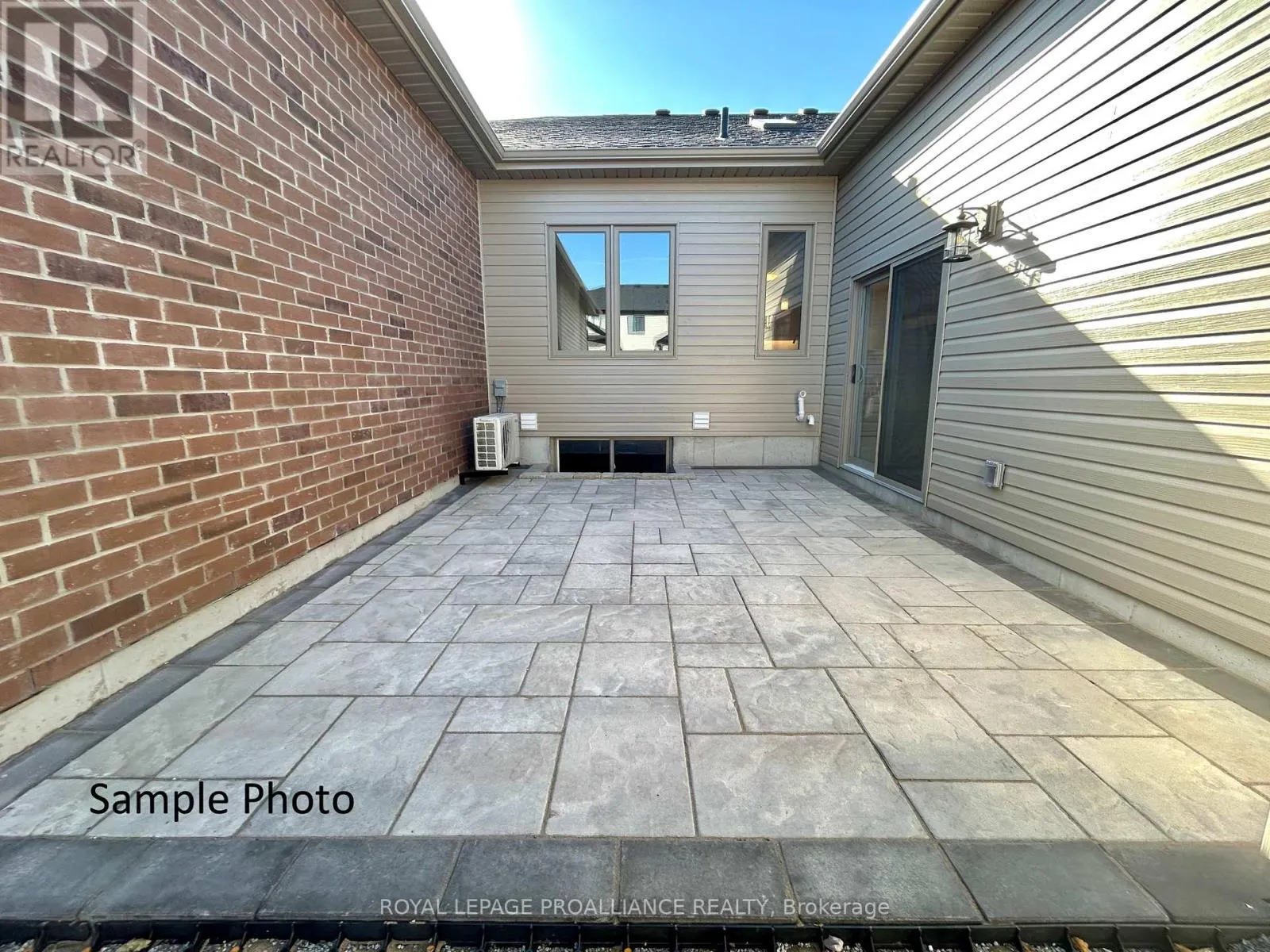 33 ATHABASKA DRIVE
