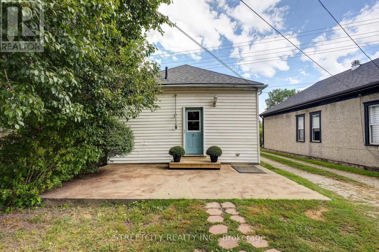 12 CAVENDISH CRESCENT