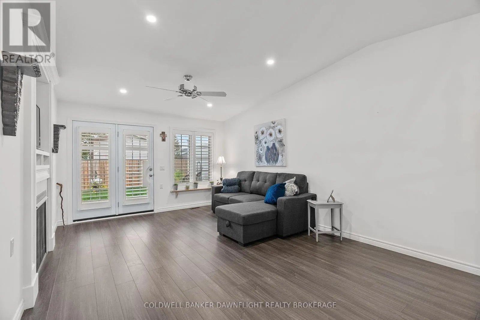 18 DEVON DRIVE