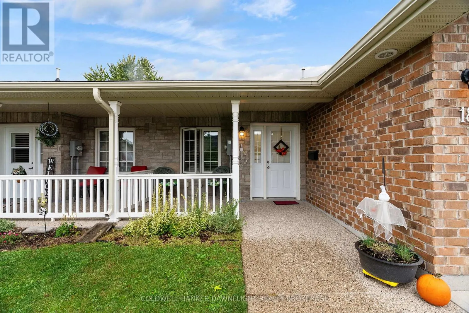 18 DEVON DRIVE