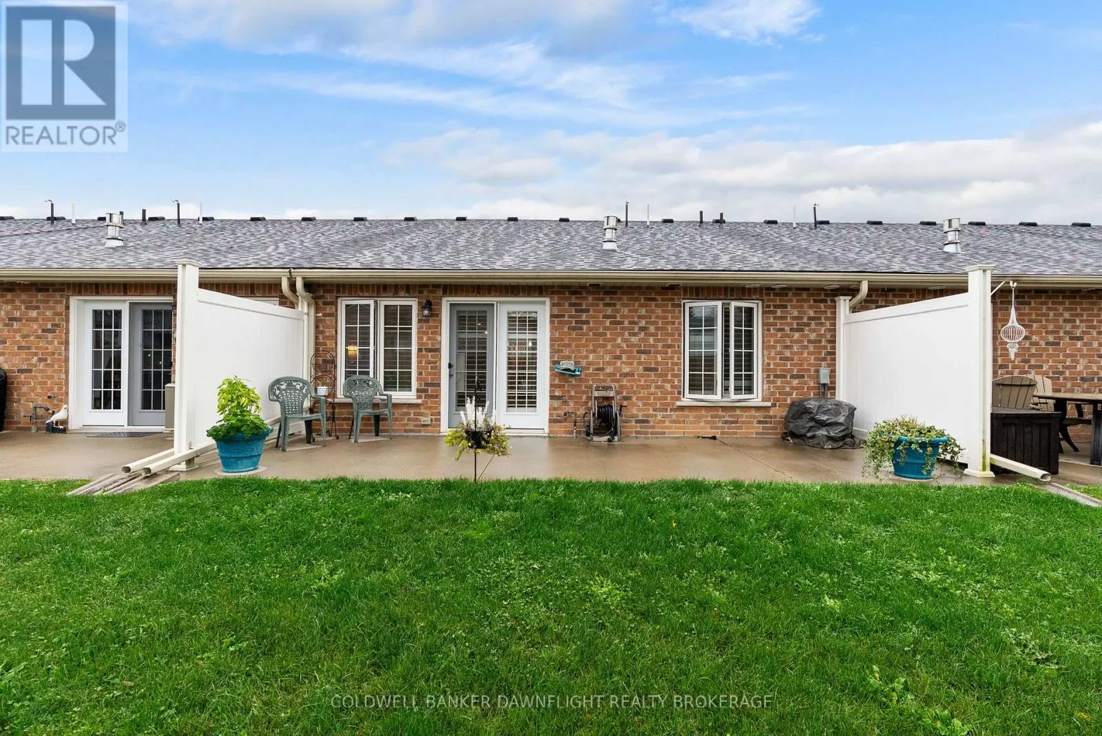 18 DEVON DRIVE