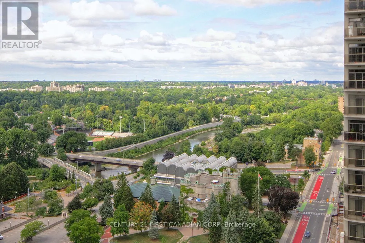 2108 - 330 RIDOUT STREET N, #2108