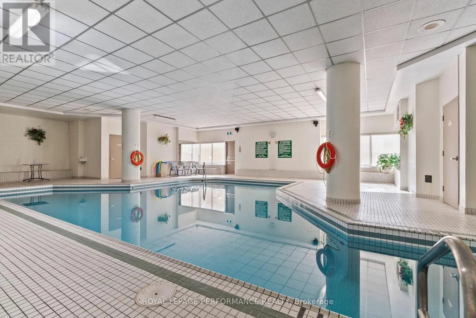 UNIT #407 - 200 LAFONTAINE AVENUE