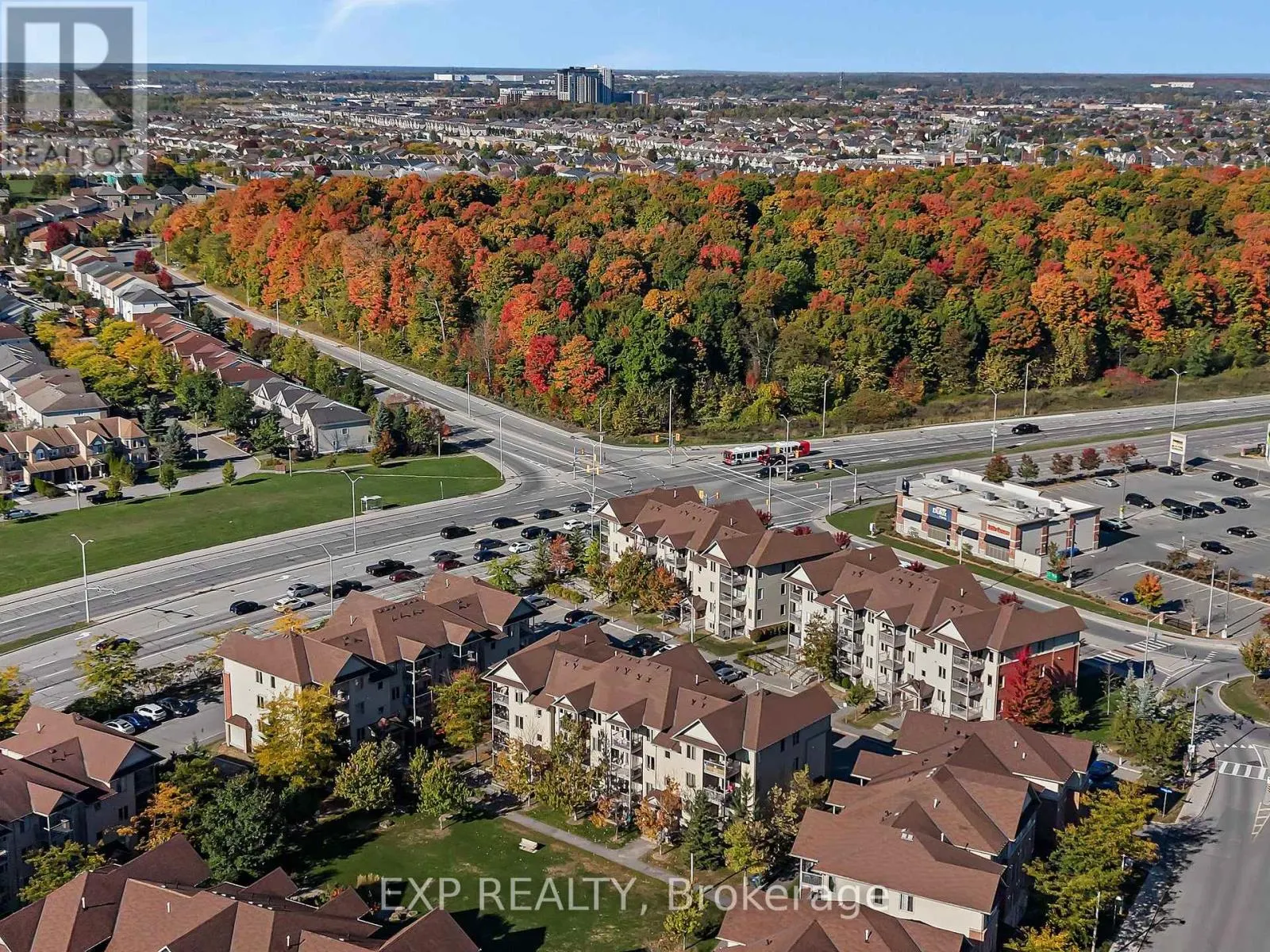 6 - 585 STONEFIELD PRIVATE