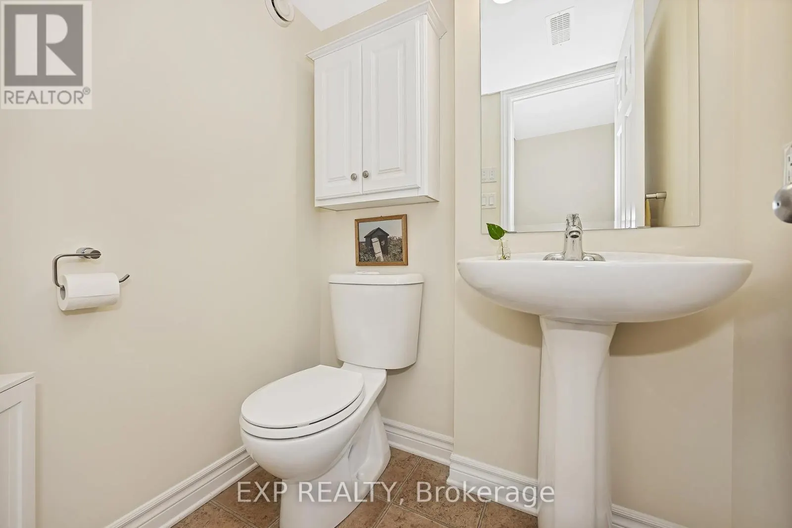 6 - 585 STONEFIELD PRIVATE
