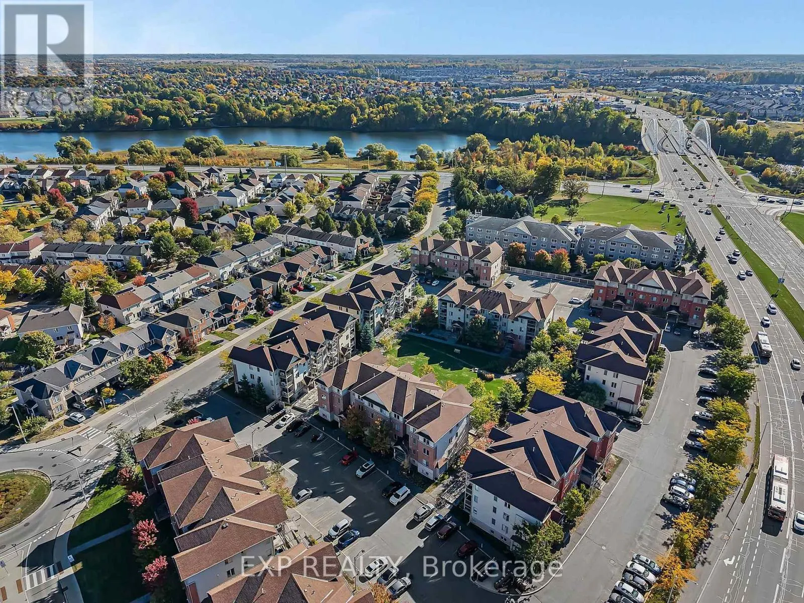 6 - 585 STONEFIELD PRIVATE