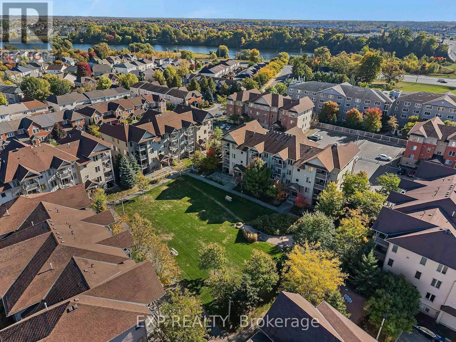 6 - 585 STONEFIELD PRIVATE