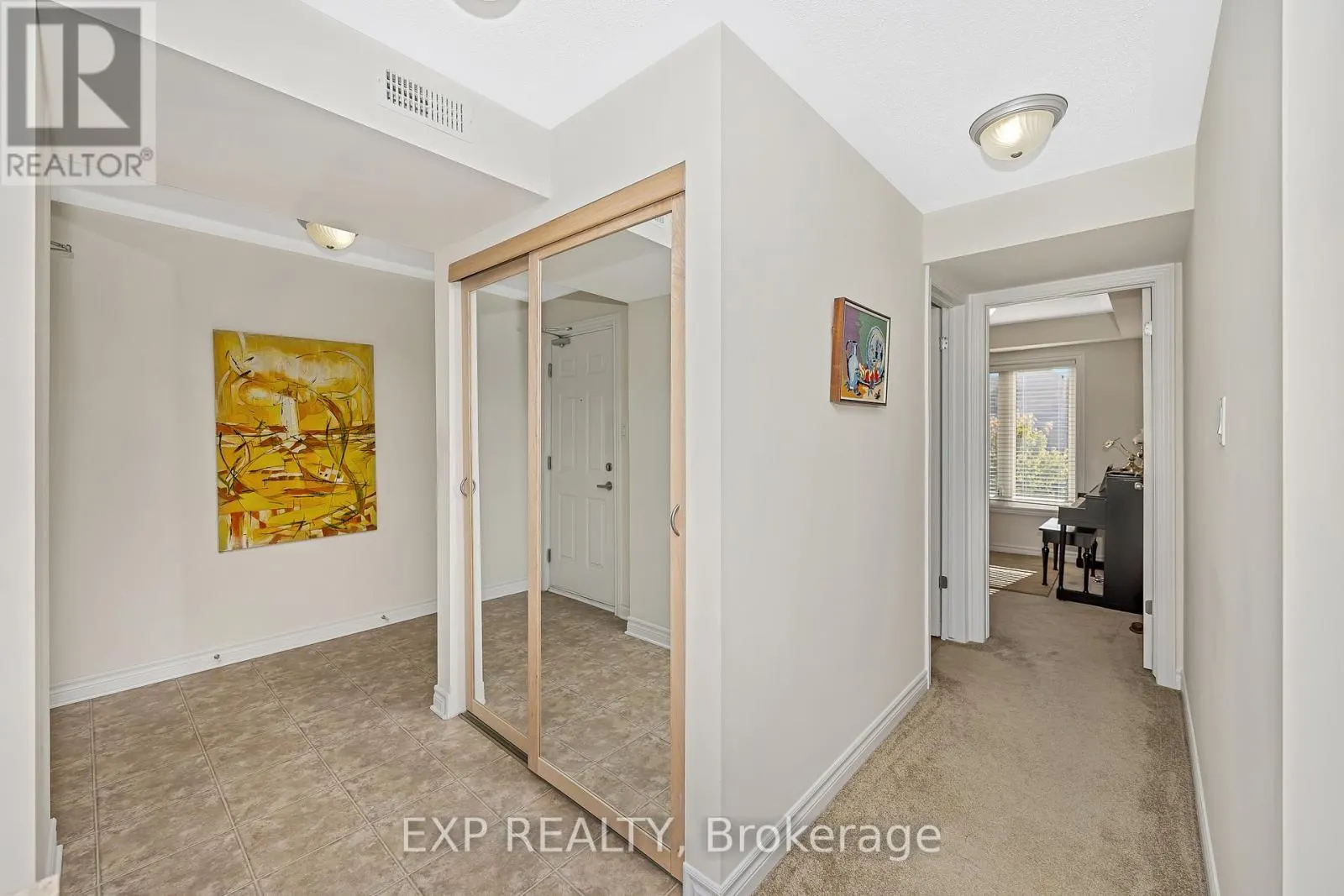 6 - 585 STONEFIELD PRIVATE