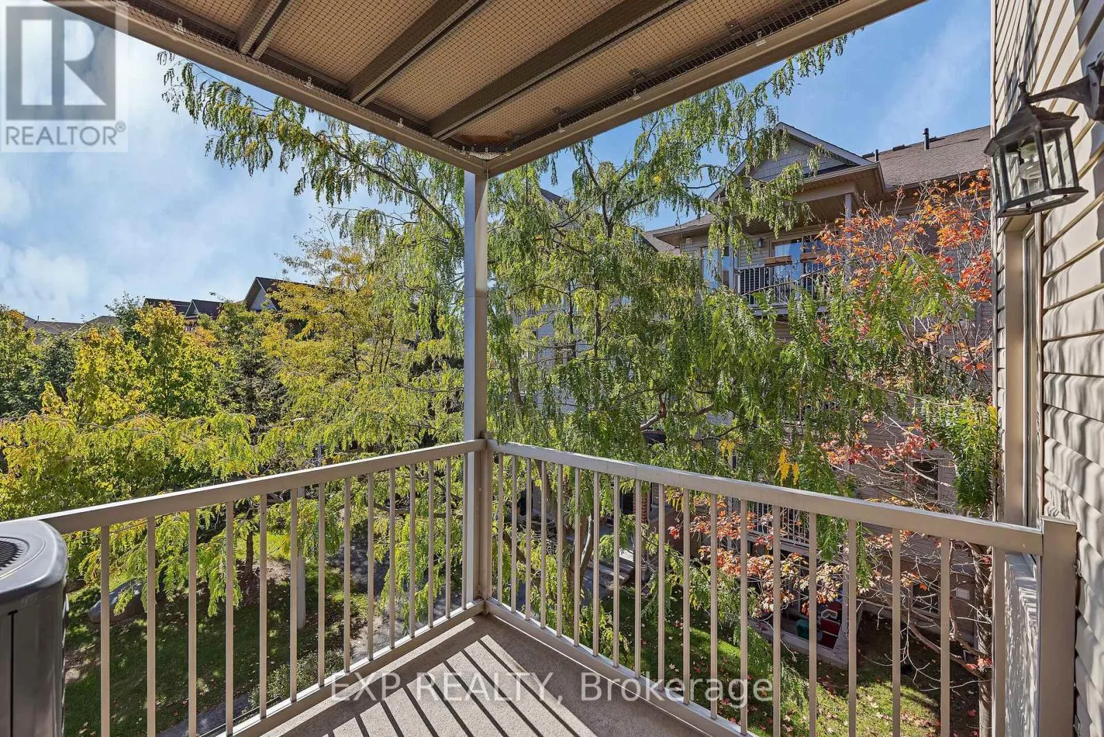 6 - 585 STONEFIELD PRIVATE