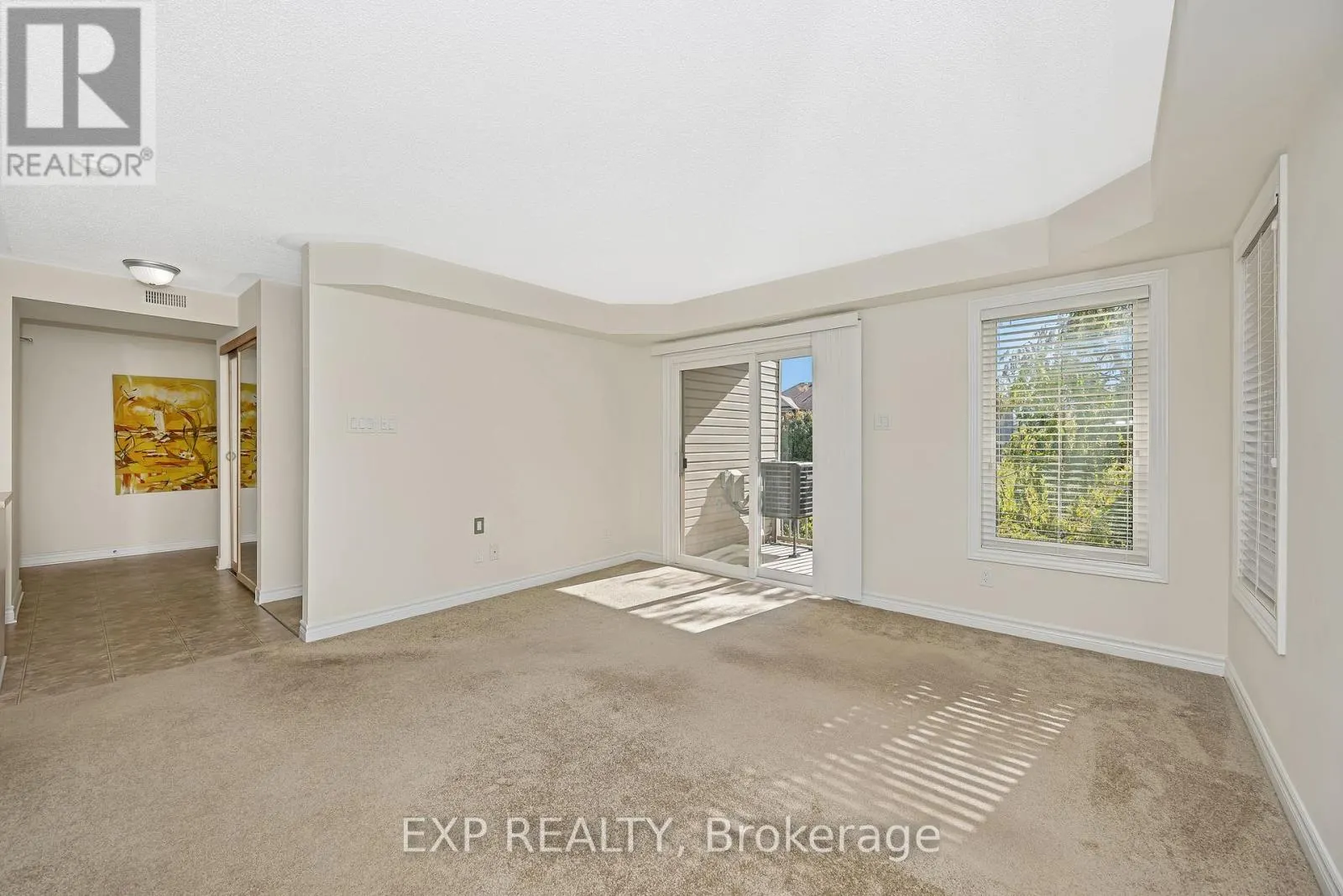 6 - 585 STONEFIELD PRIVATE