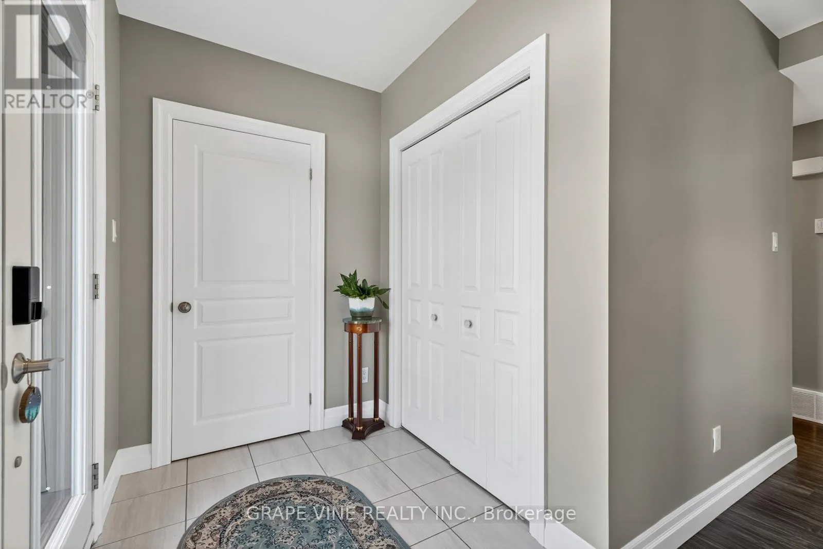 18 CALCO CRESCENT
