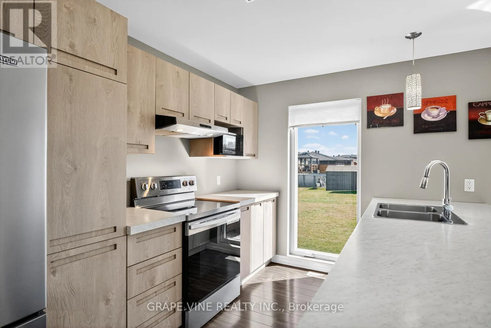 18 CALCO CRESCENT