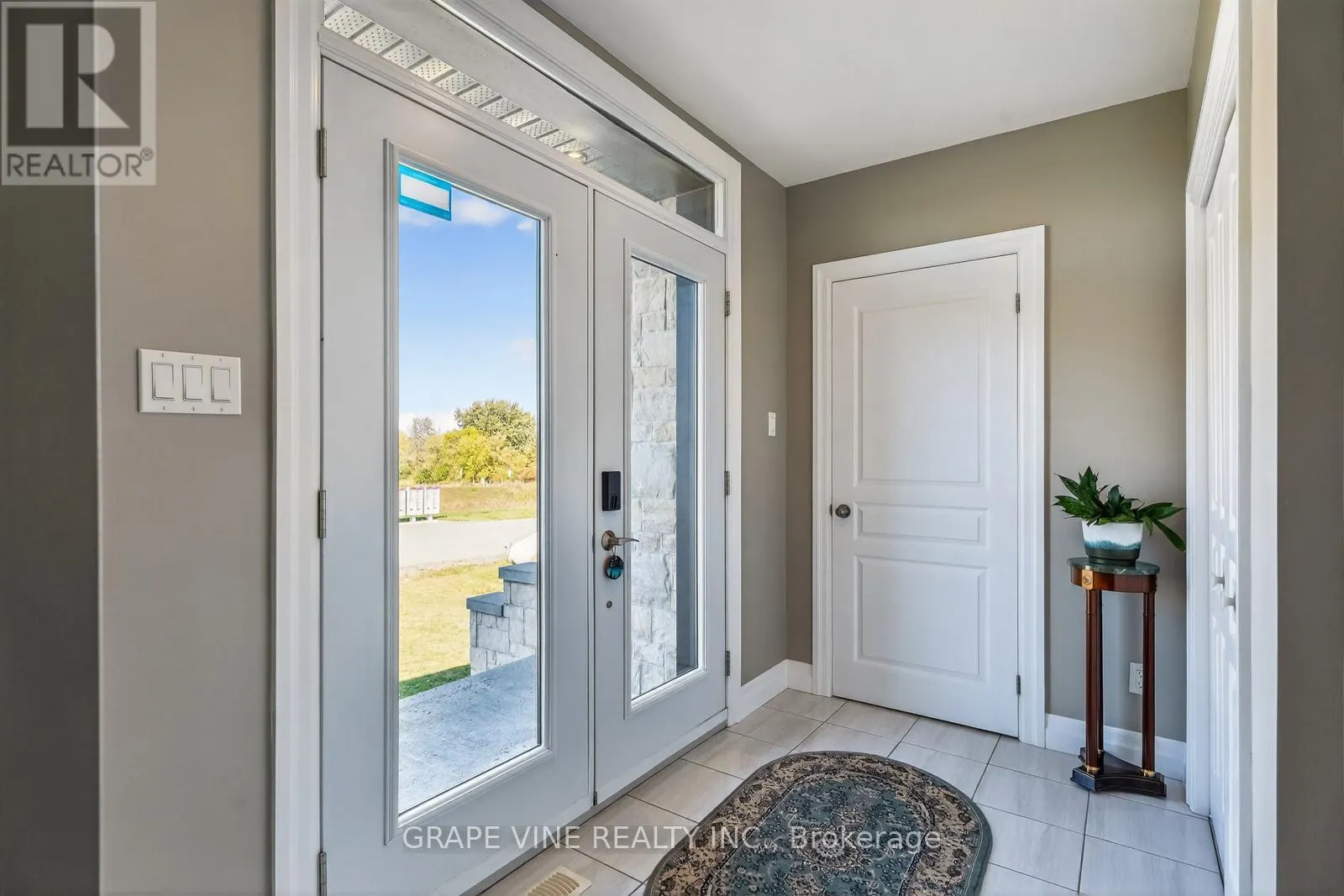 18 CALCO CRESCENT
