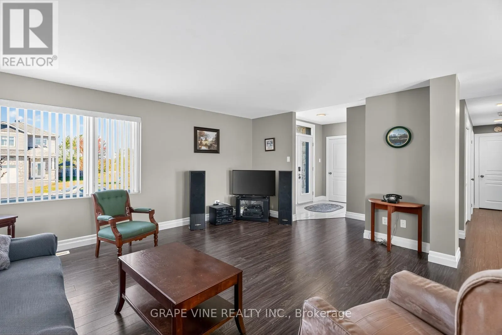 18 CALCO CRESCENT