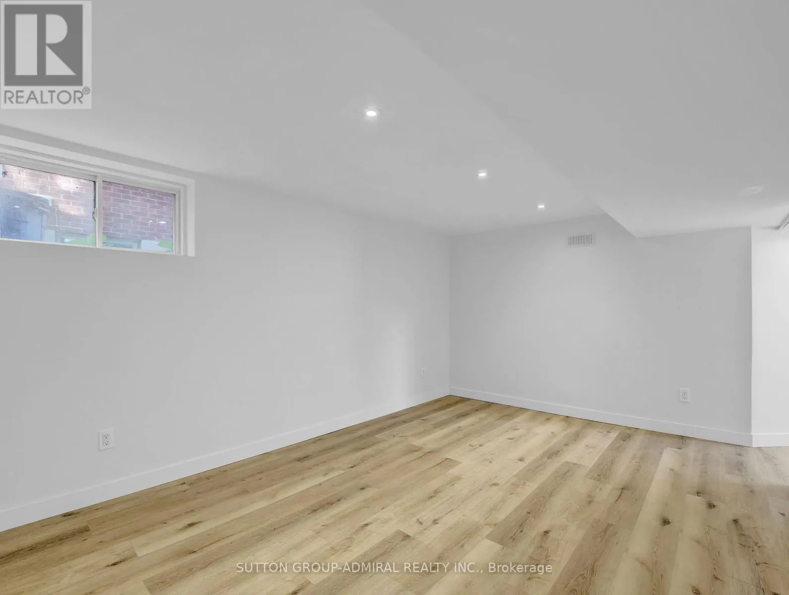 365 BEACH BOULEVARD