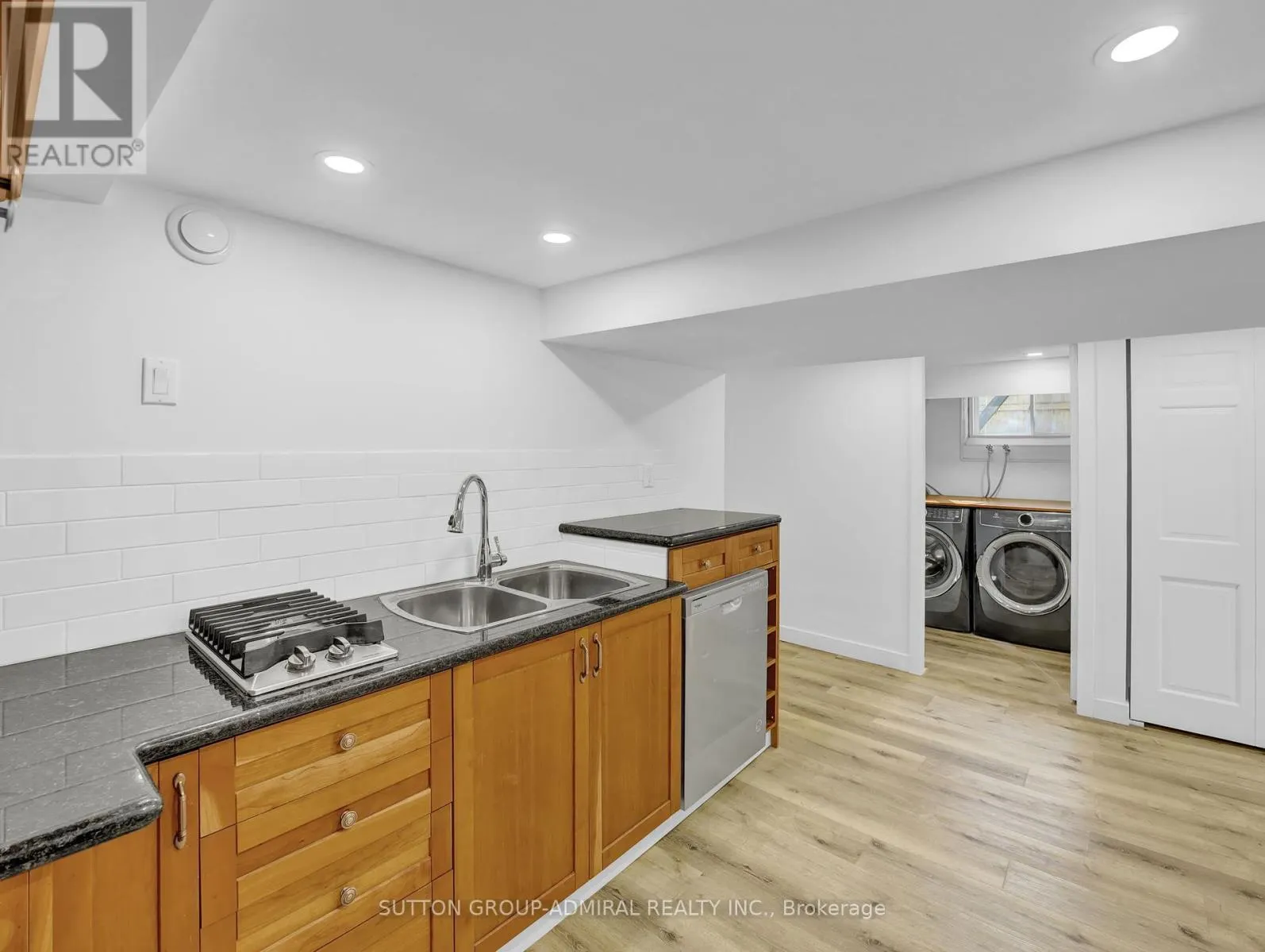 365 BEACH BOULEVARD
