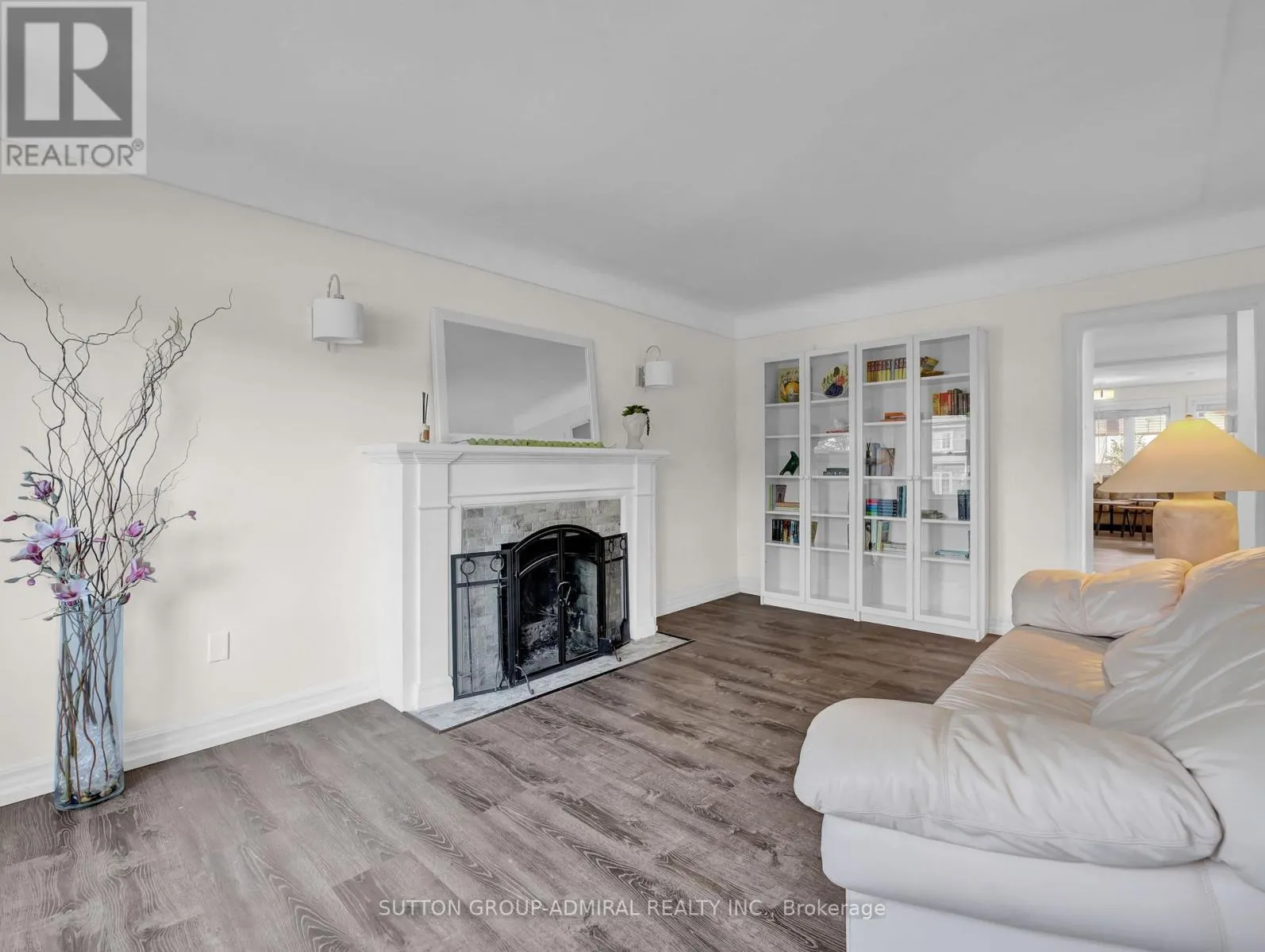 365 BEACH BOULEVARD