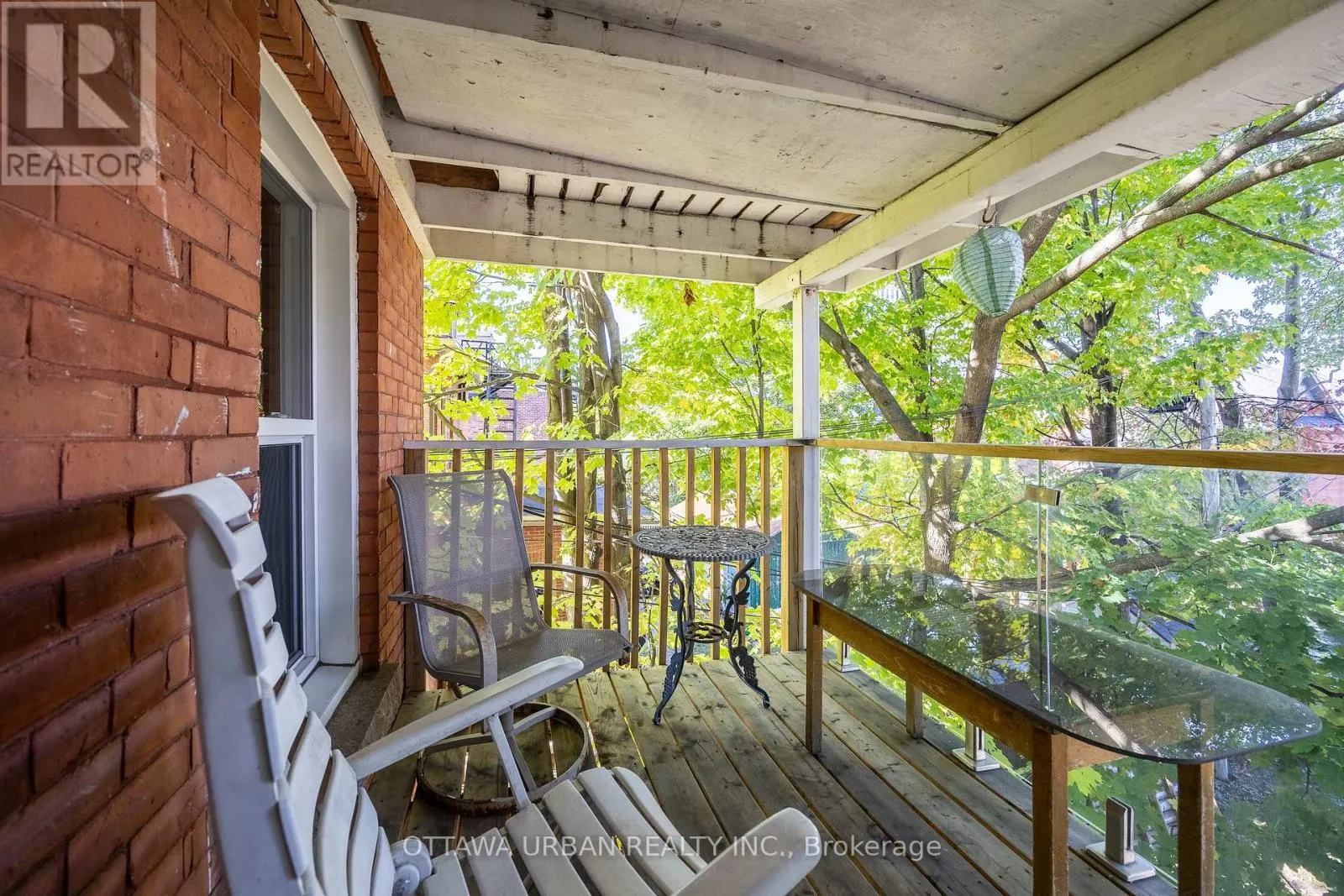 101 STRATHCONA AVENUE