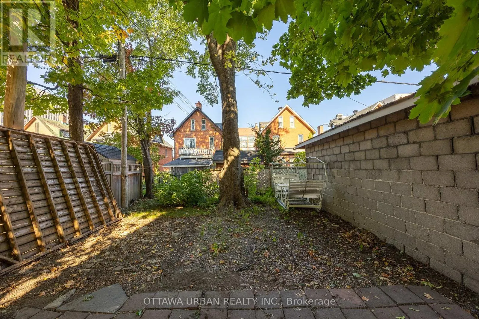 101 STRATHCONA AVENUE