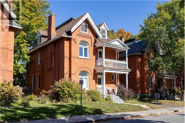 101 STRATHCONA AVENUE