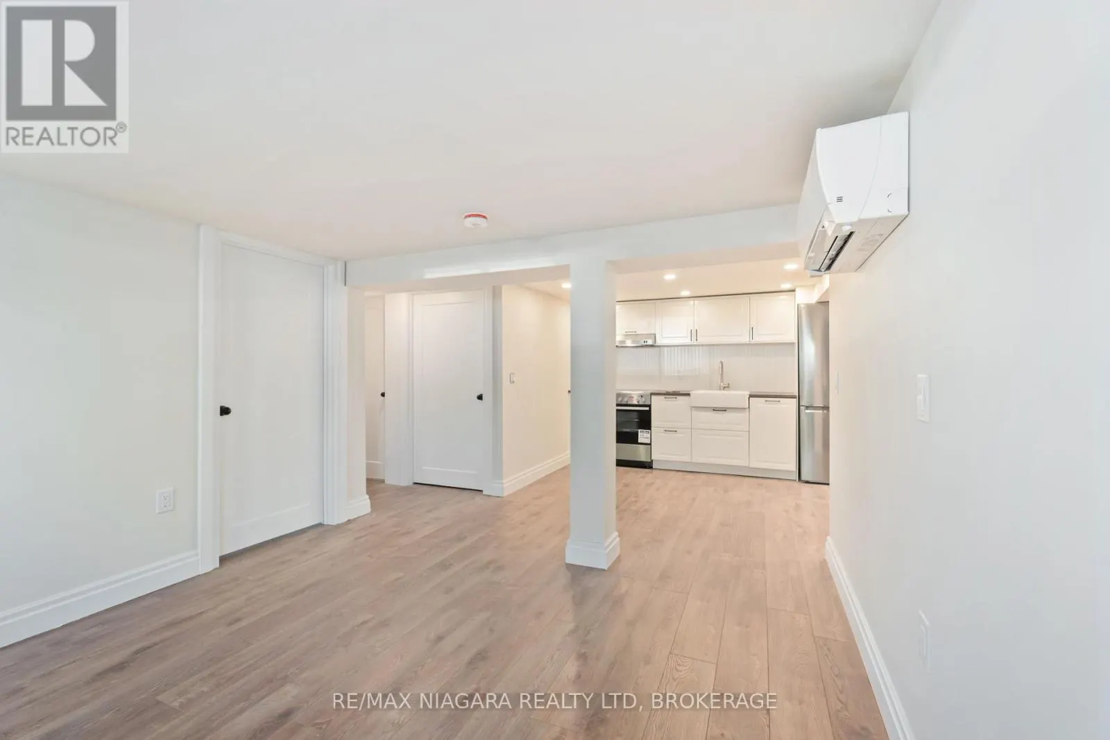 89 BAYVIEW DRIVE