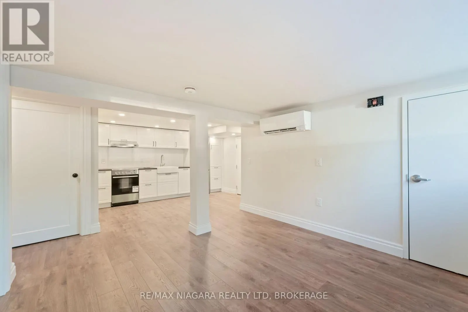89 BAYVIEW DRIVE