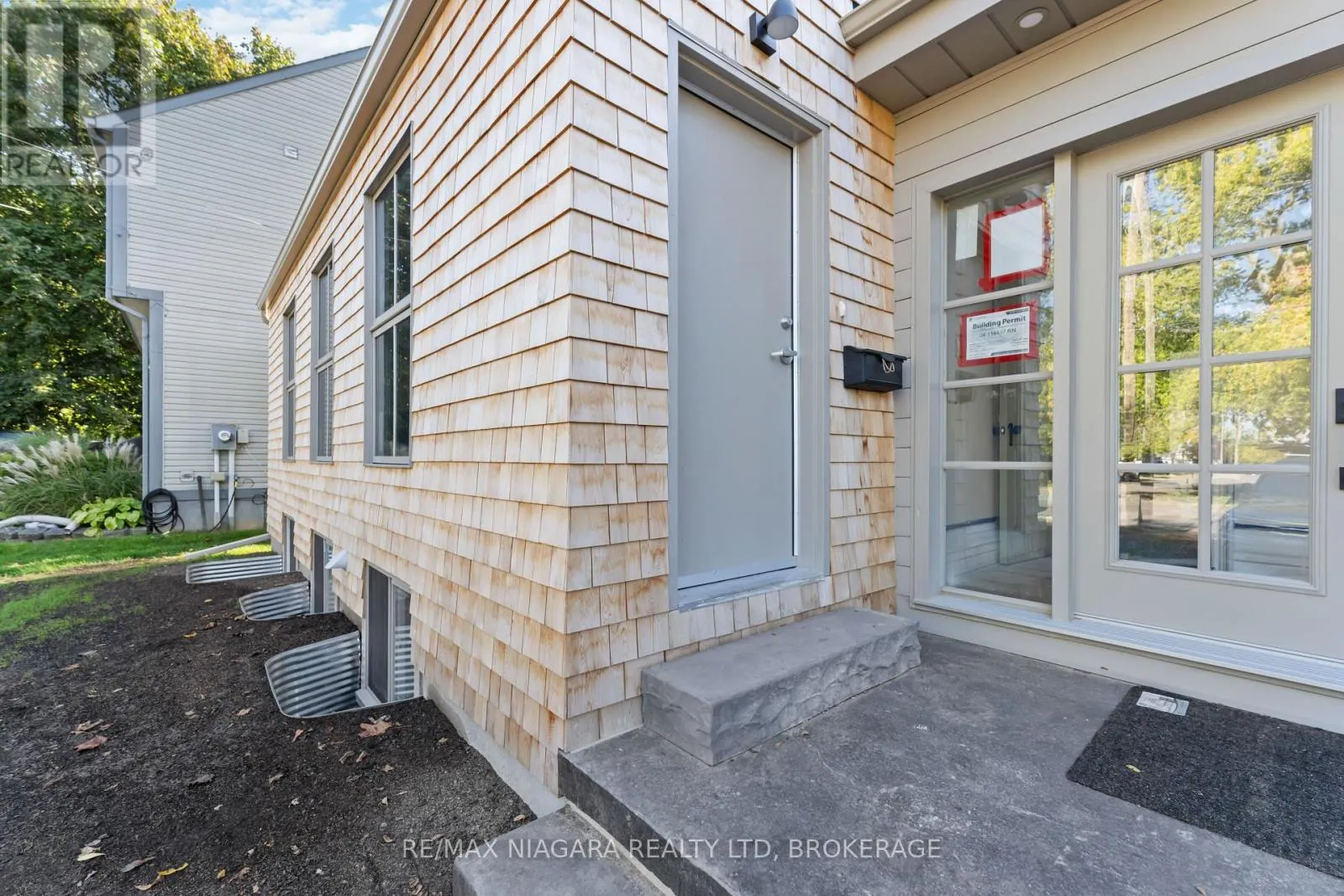 89 BAYVIEW DRIVE
