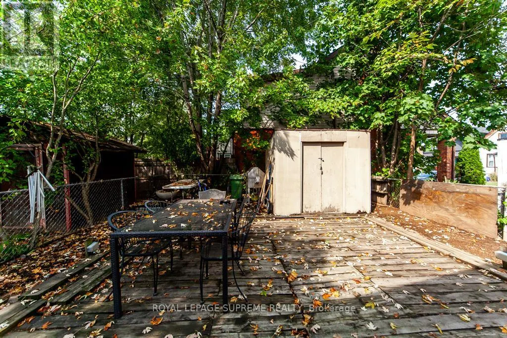 13 ROBINS AVENUE