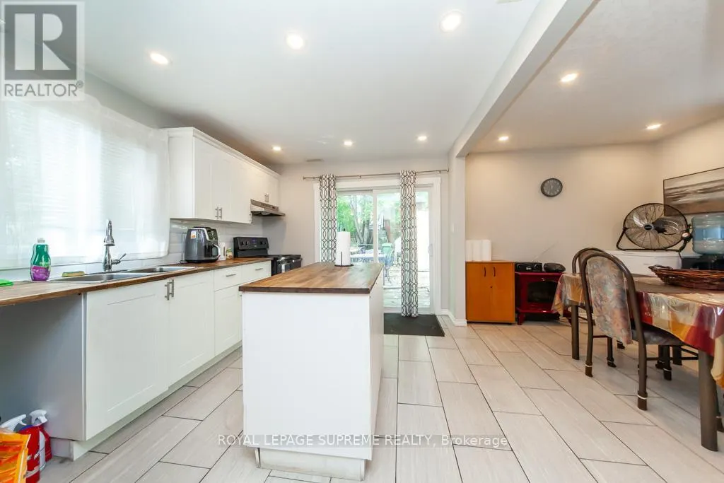 13 ROBINS AVENUE