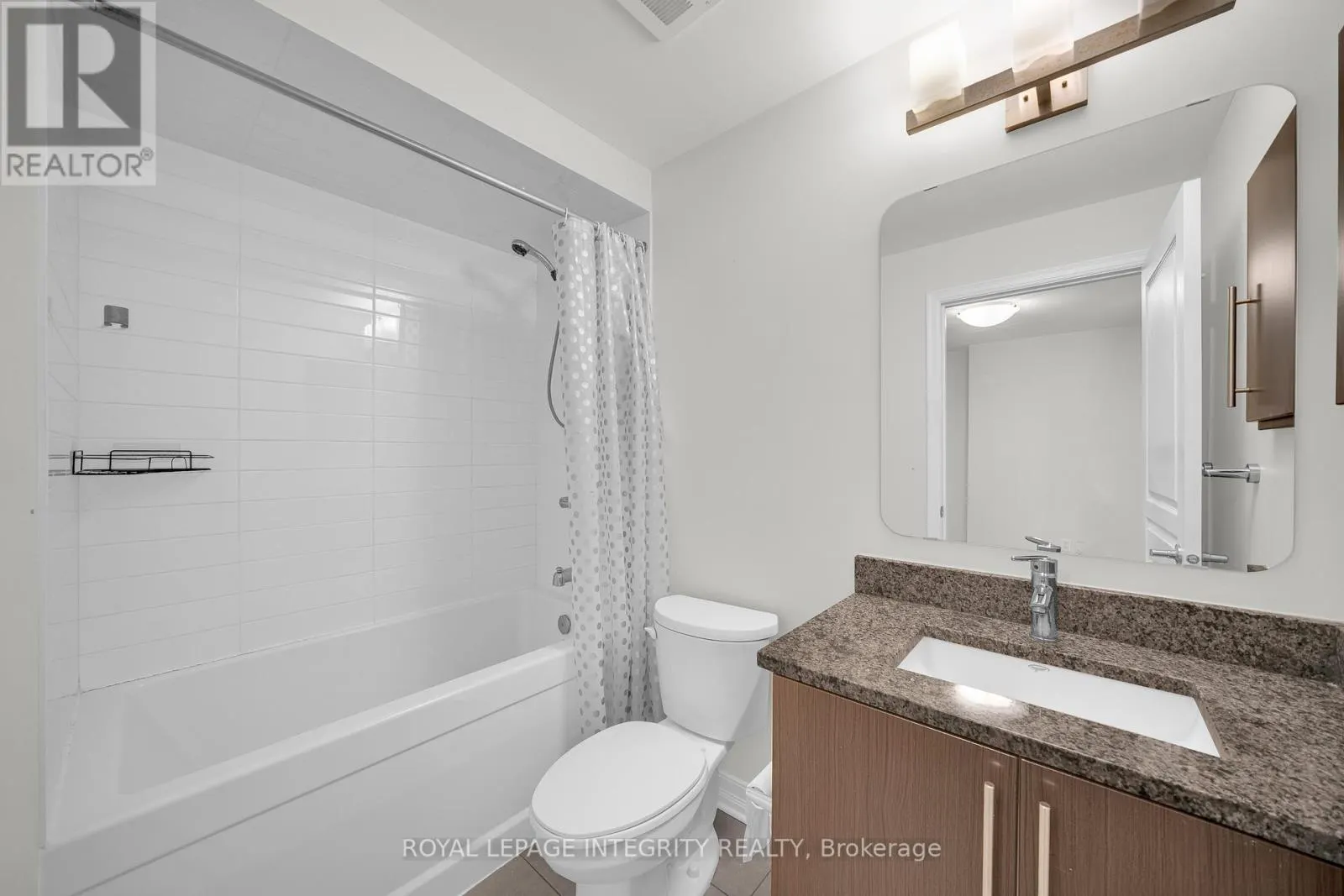 1207 - 238 BESSERER STREET