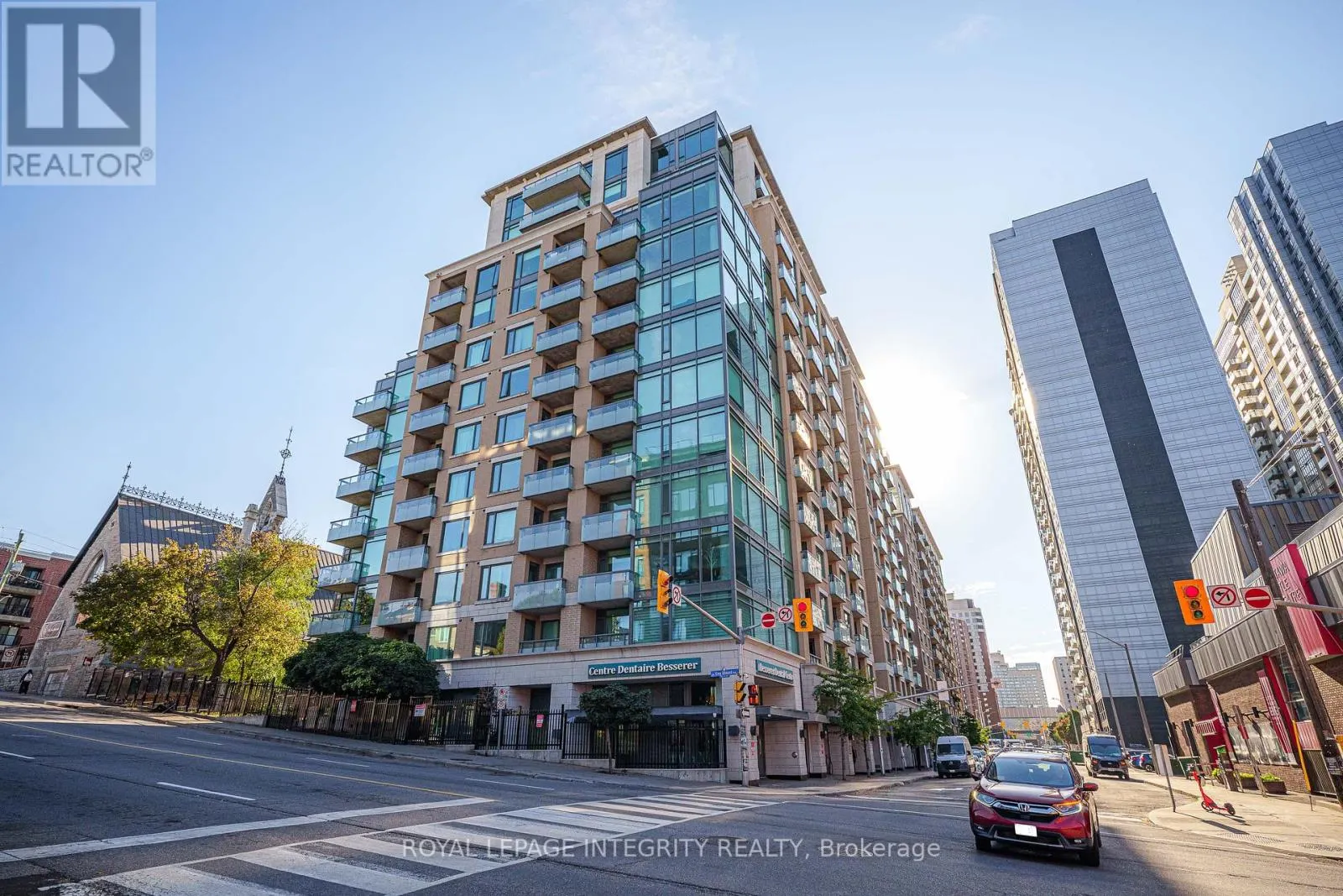 1207 - 238 BESSERER STREET