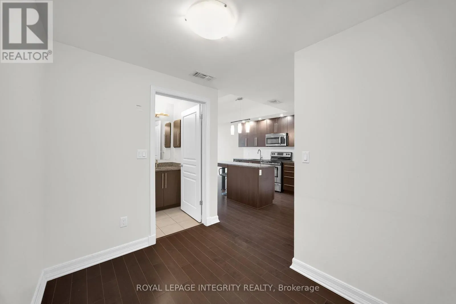 1207 - 238 BESSERER STREET