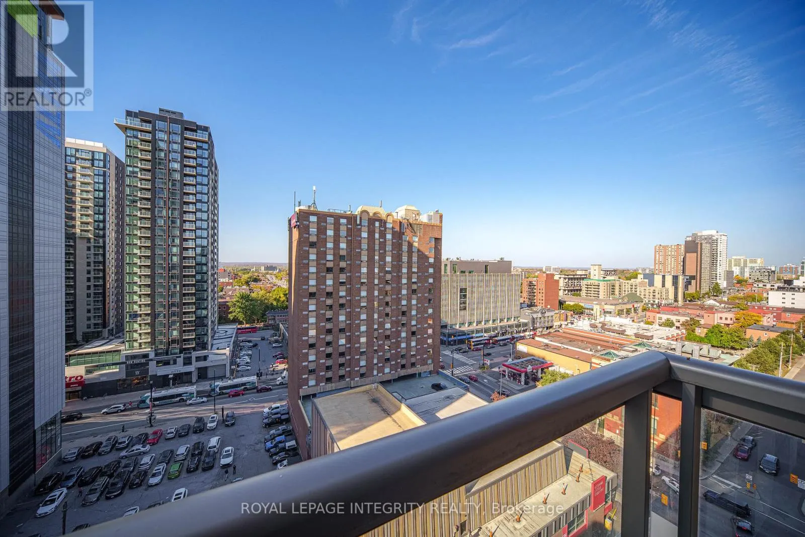 1207 - 238 BESSERER STREET