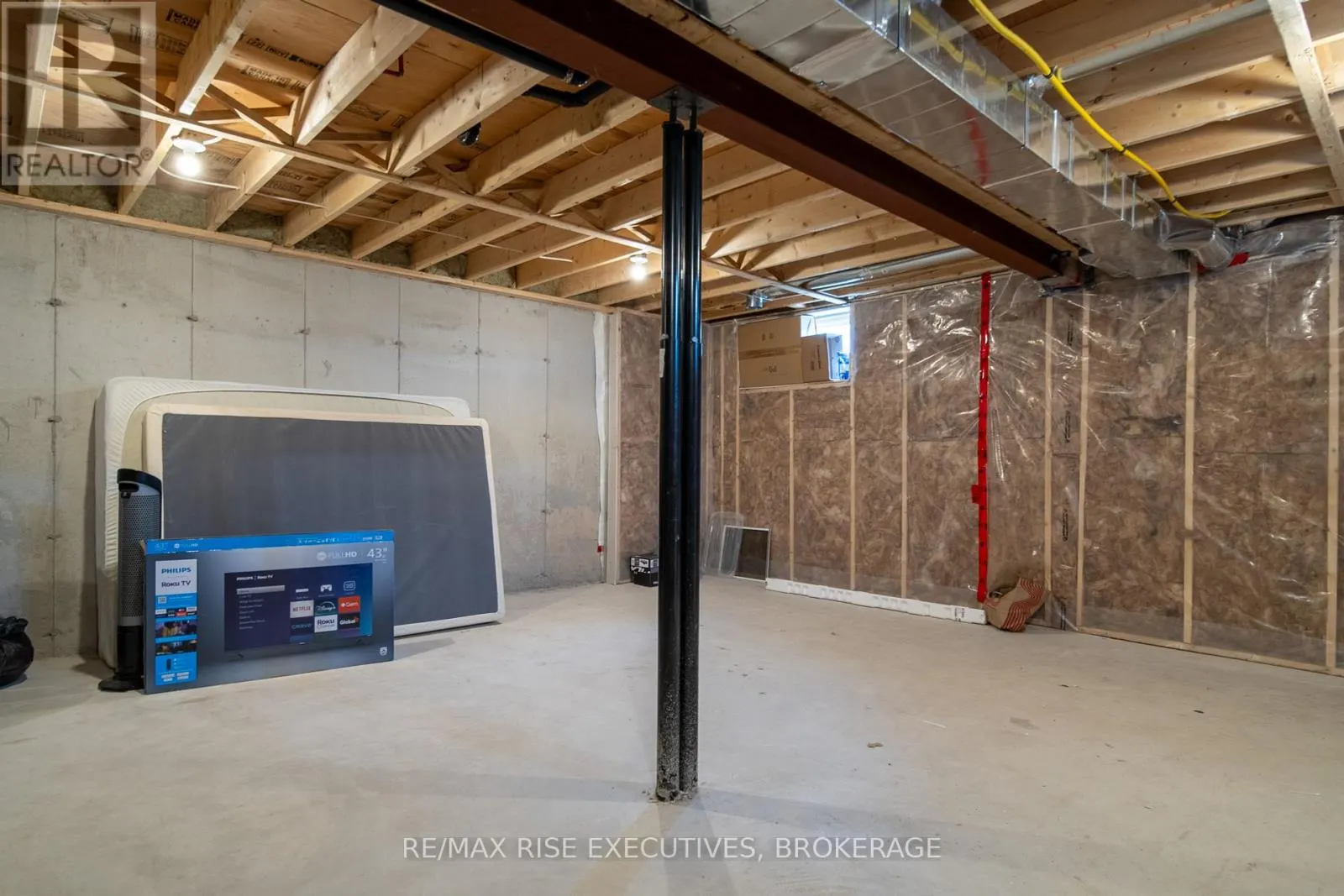 353 BUCKTHORN DRIVE
