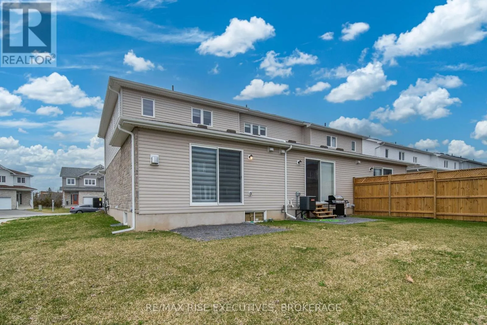 353 BUCKTHORN DRIVE